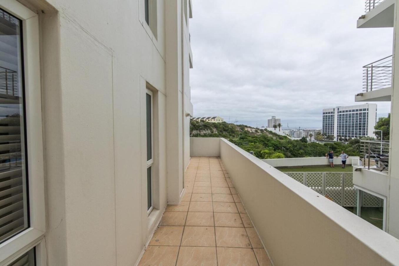 The Pearls 2Nd Floor Luxury Apartment Port Elizabeth Exterior photo